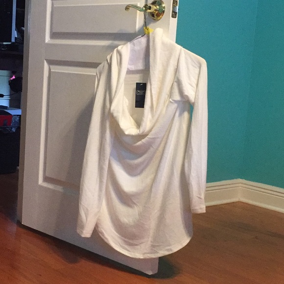 Soft A&F Cozy - Picture 2 of 7